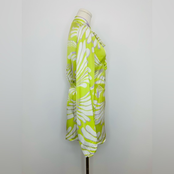 Alexis Devyn Top and Short Set - Picture 7 of 16